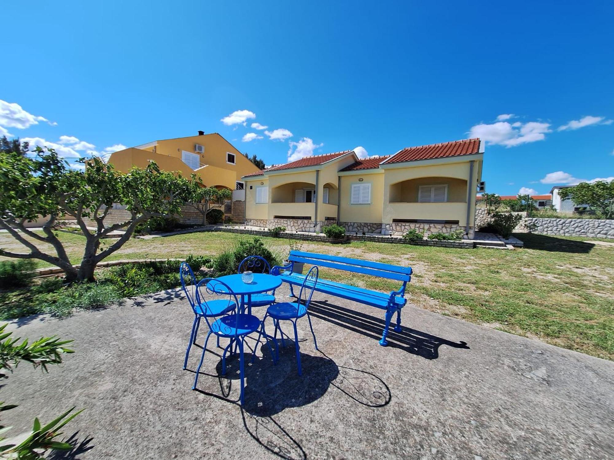 Apartments Mikecin Novigrad  Екстер'єр фото